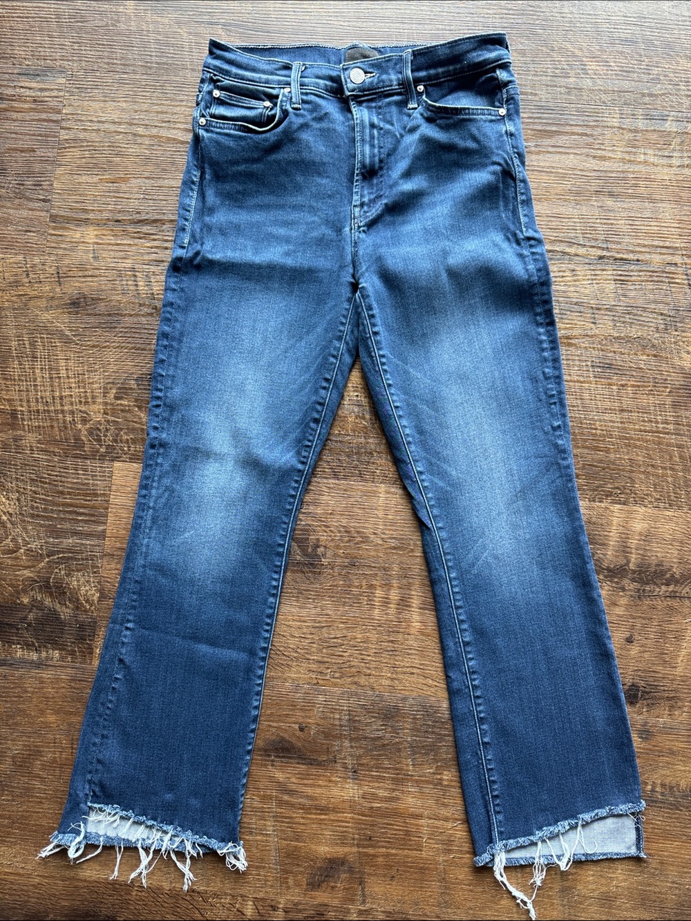 MOTHER The Insider Crop Stepped Frayed Hem Jeans in Dark Blue